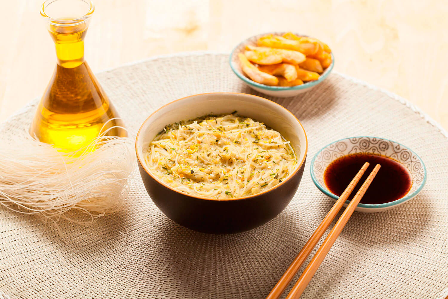 Sopa thai con fideos de arroz al coco - Trevijano